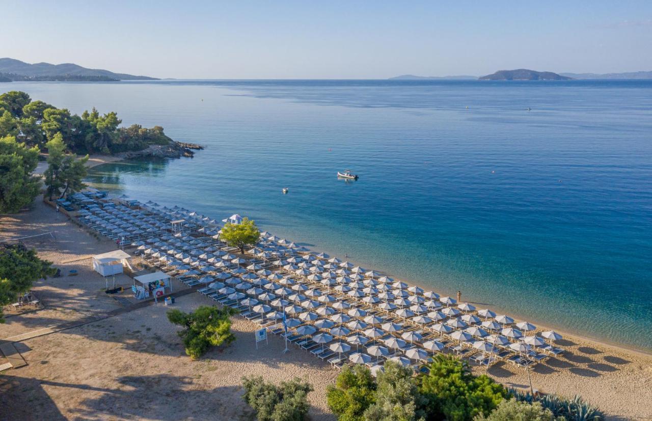 Lagomandra Beach Hotel Exterior photo